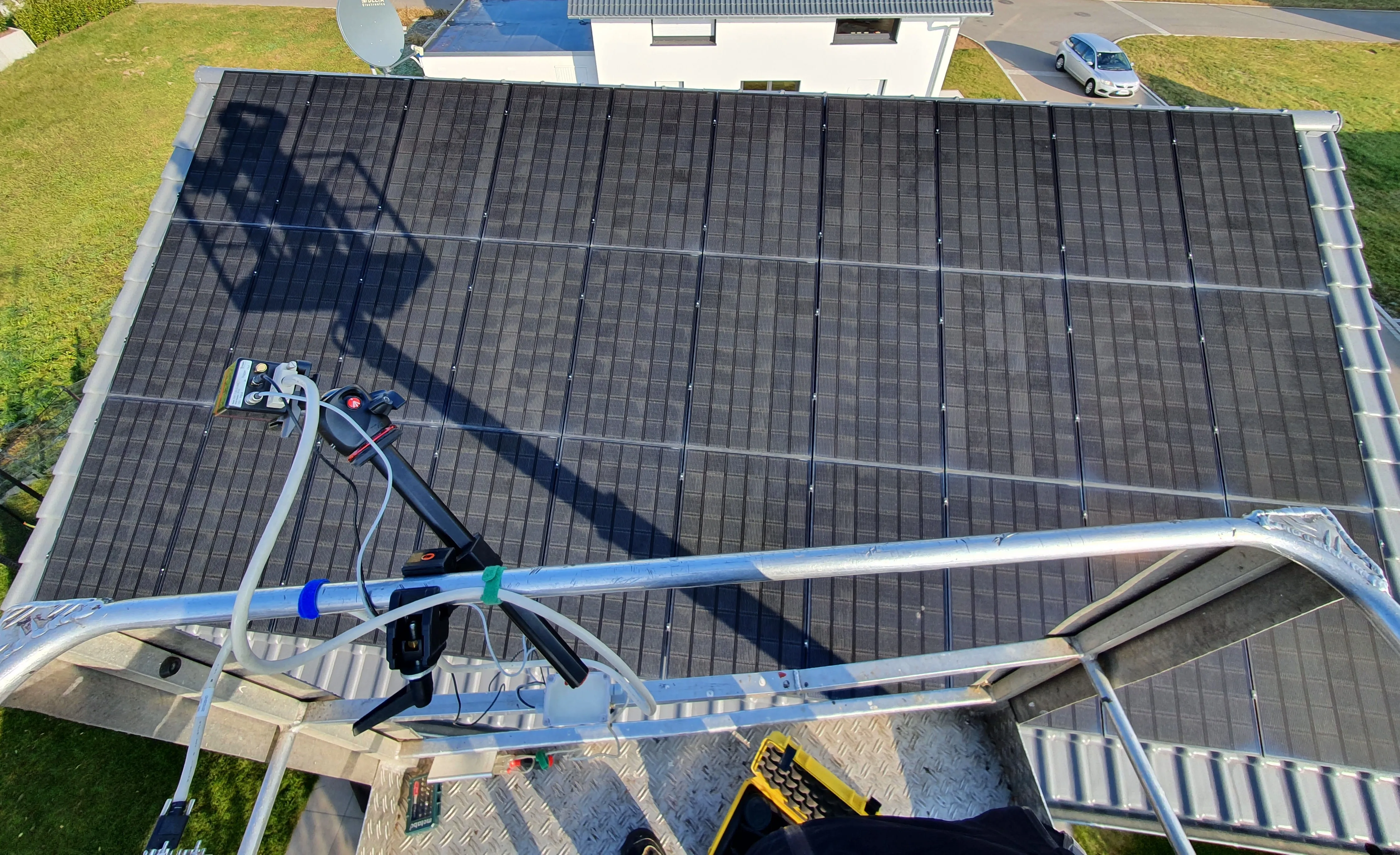 Durchführung Elektrolumineszenzmessung einer PV-Anlage bei Tageslicht